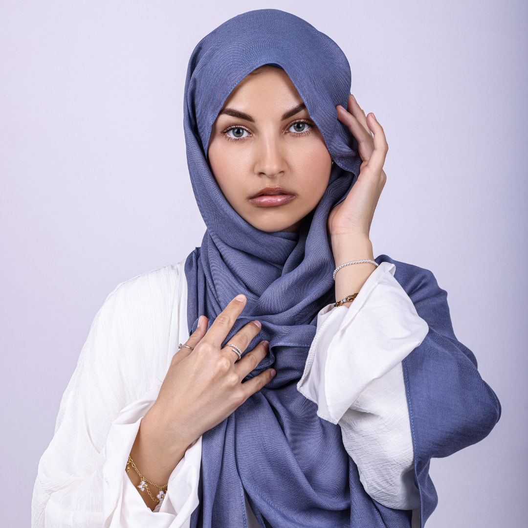 Sapphirine